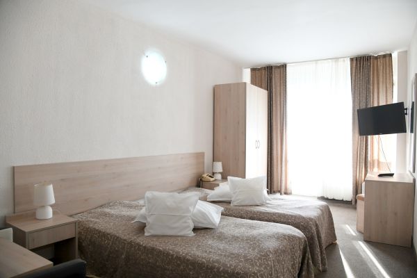 hotel-mures-n-foto-lucian-muntean-0011-resize2B5BE166-BA07-609C-6BB7-7110641E6CAE.jpg