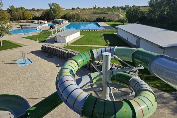 aqua-park-venus-1-mai-s23-foto-lucian-muntean-0030-resize31AA994D-9E92-B094-2D46-395F117BC744.webp