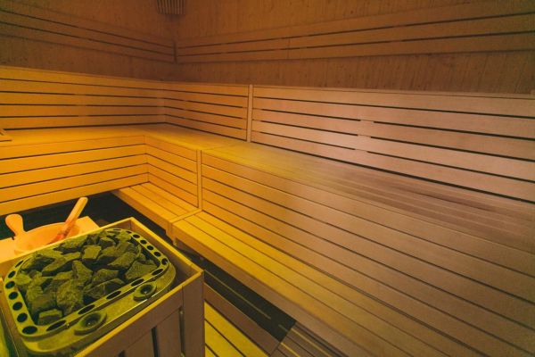 sauna-383C8E64B-C46C-12F8-D88B-B6CE85CE5F1E.jpg